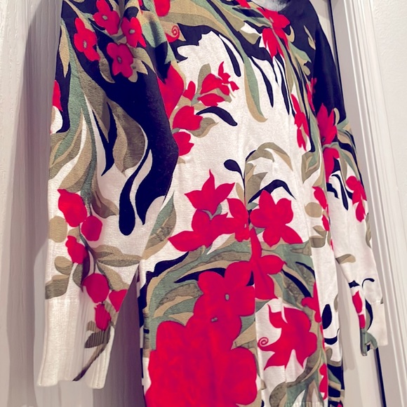 NWT Joseph A. Sweater,M - Picture 3 of 8